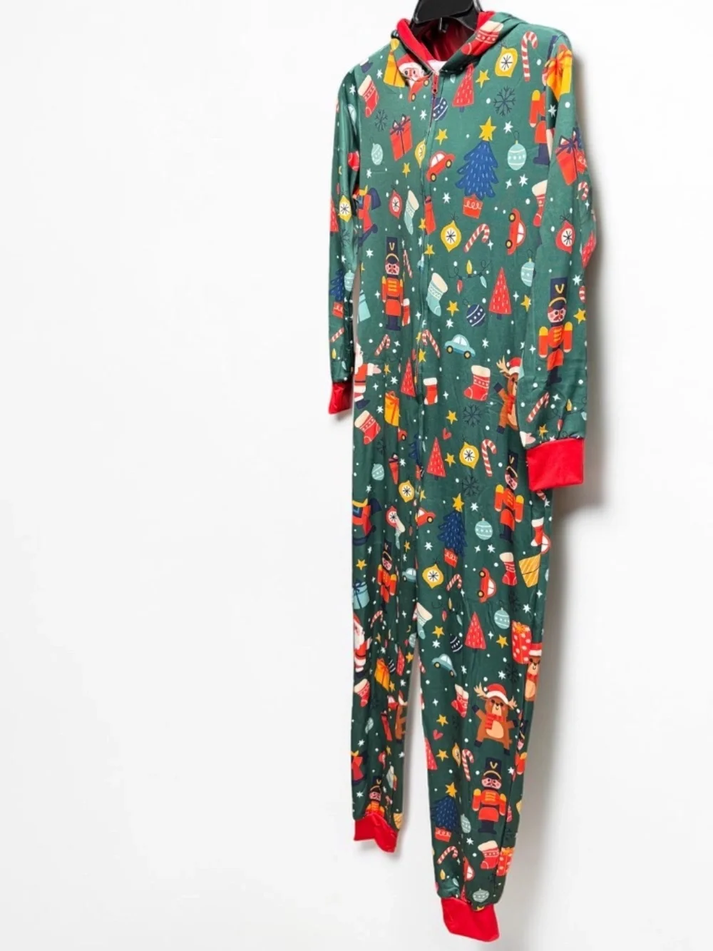 Christmas Pajama Onesie Women’s Small Super Soft Hooded Holiday One Piece NWOT
